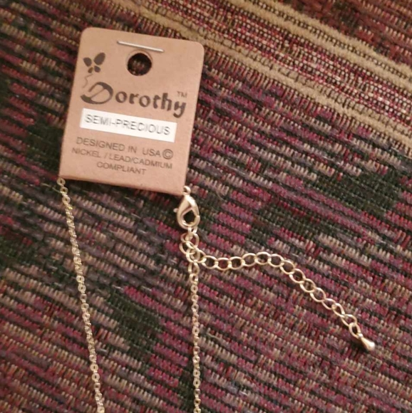 Stunning semi-precious raw druzy necklace - Picture 5 of 6